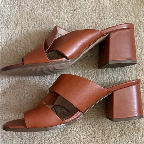 Messeca New York Women's Brown Slide Leather Thunder Sandals size 9.5 - Picture 12 of 14